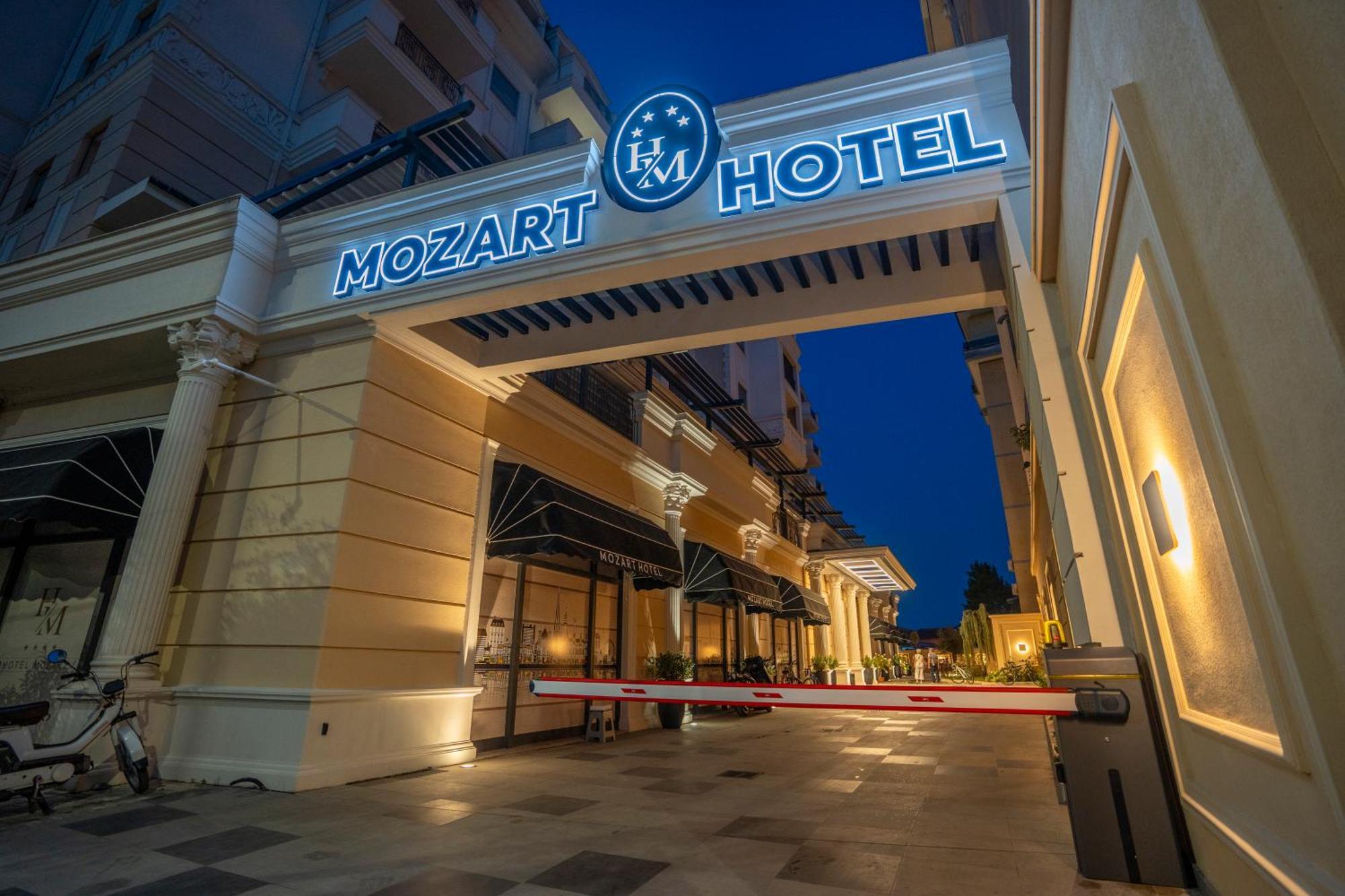 Hotel Mozart شكودر المظهر الخارجي الصورة